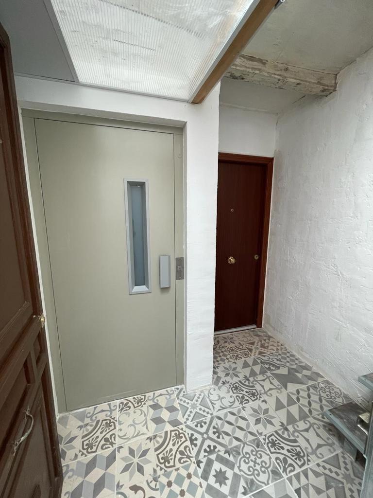 Cal Mestre- Olot Exterior photo